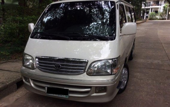 Selling 2nd Hand Toyota Hiace 2003 in Quezon City-3