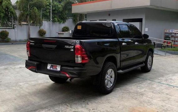 Selling Used Toyota Hilux 2019 Manual Gasoline at 10000 km in Quezon City-4
