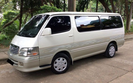 Selling 2nd Hand Toyota Hiace 2003 in Quezon City-4