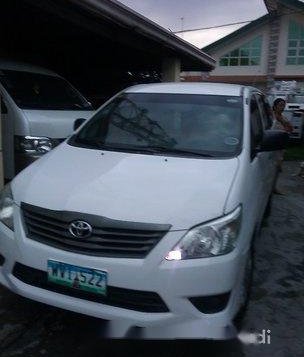 White Toyota Innova 2013 for sale in Tarlac -1