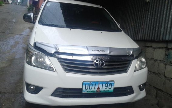 Selling 2nd Hand Toyota Innova 2013 Manual Diesel at 70000 km in Baguio-5