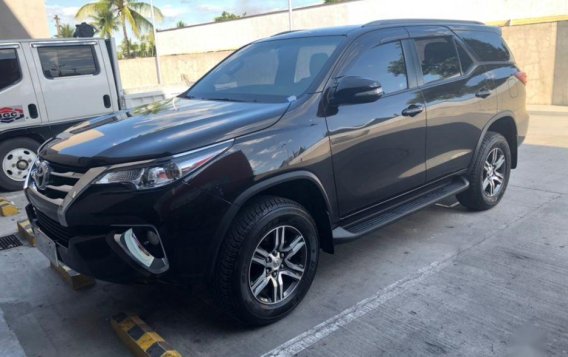 Selling 2nd Hand Toyota Fortuner 2017 in Angeles-4