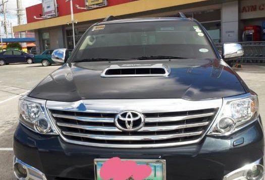 Sell 2nd Hand 2013 Toyota Fortuner Automatic Diesel in Imus-3