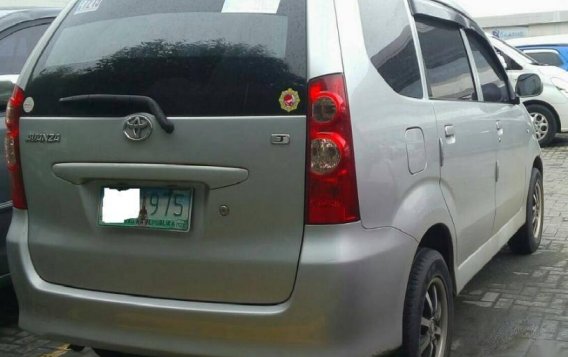 Used Toyota Avanza 2010 for sale in Mandaluyong-1