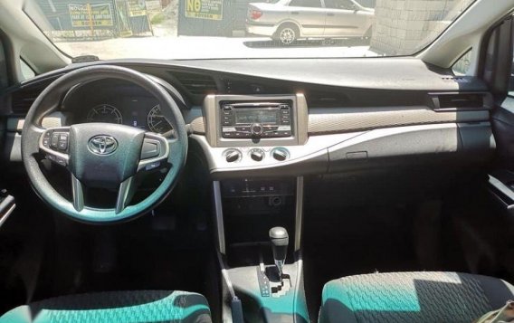 Selling 2nd Hand Toyota Innova 2017 in Parañaque-8