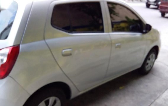 Sell 2nd Hand 2017 Toyota Wigo Manual Gasoline in Mandaluyong-5