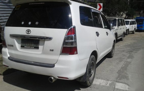 Selling 2nd Hand Toyota Innova 2013 Manual Diesel at 70000 km in Baguio-6