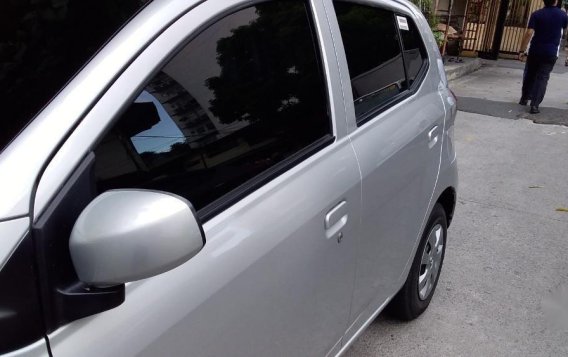 Sell 2nd Hand 2017 Toyota Wigo Manual Gasoline in Mandaluyong-3