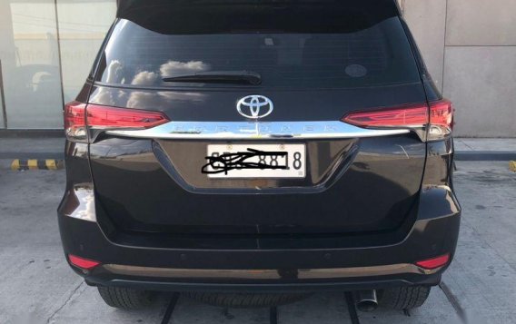 Selling 2nd Hand Toyota Fortuner 2017 in Angeles-1