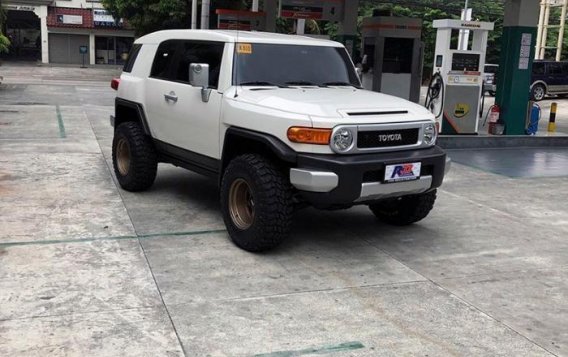 2nd Hand Toyota Fj Cruiser 2019 for sale in Quezon City-2