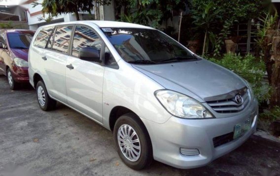 Toyota Innova 2012 Manual Diesel for sale in Quezon City