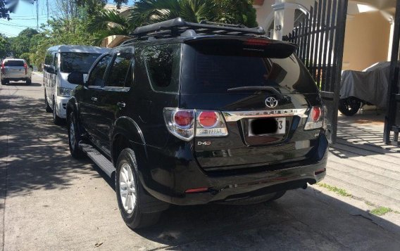 Selling 2nd Hand Toyota Fortuner 2012 in Las Piñas-2