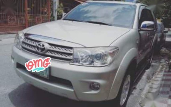 Selling Used Toyota Fortuner 2010 at 70000 km in Pasig