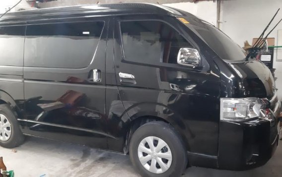 Sell 2nd Hand 2017 Toyota Grandia Manual Diesel at 10000 km in Quezon City