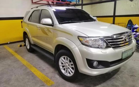 Selling Used Toyota Fortuner 2012 in Quezon City