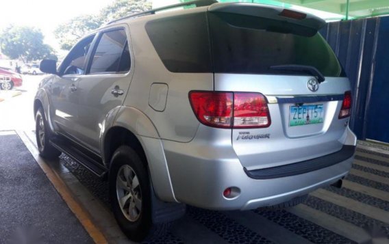 Selling Toyota Fortuner 2006 Automatic Diesel in Parañaque-1