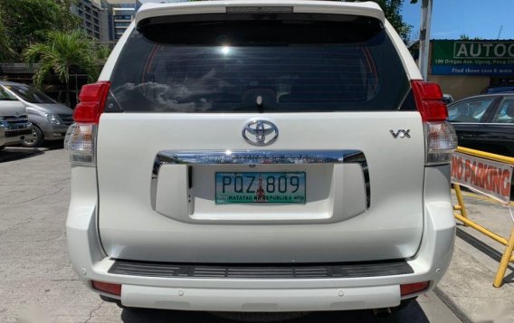 Toyota Land Cruiser 2011 Automatic Gasoline for sale in Pasig-4