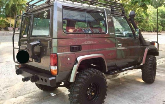 Selling Toyota Land Cruiser Manual Diesel in Quezon City-3