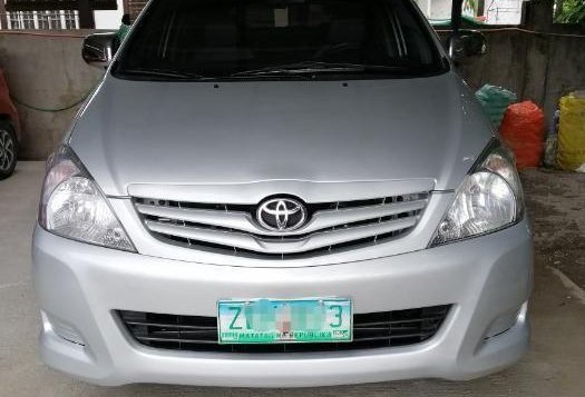 Selling 2nd Hand Toyota Innova 2006 in Angeles