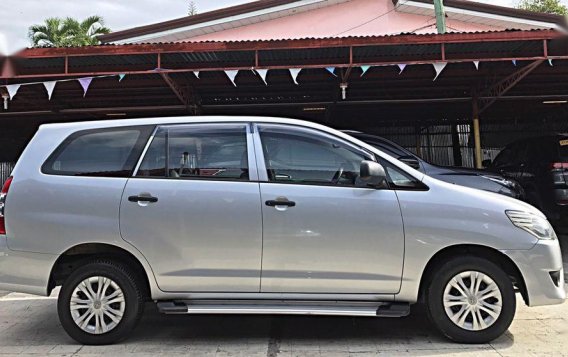 2nd Hand Toyota Innova 2014 for sale in Mandaue-1