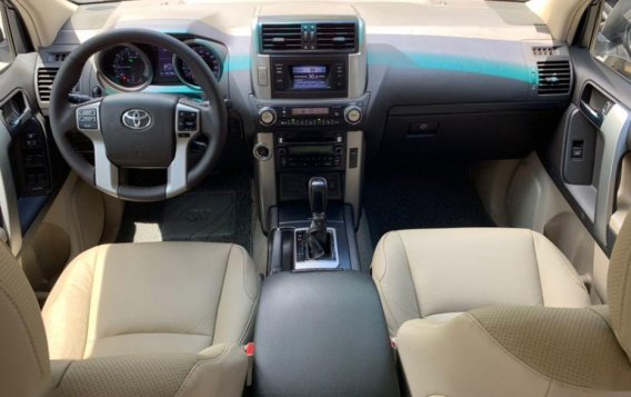 Toyota Land Cruiser 2011 Automatic Gasoline for sale in Pasig-7