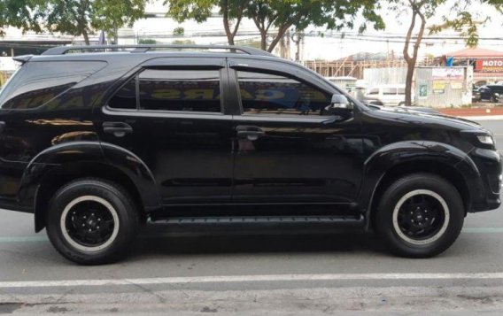 Selling Toyota Fortuner 2015 Automatic Diesel in Quezon City-2