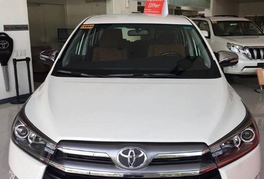 Selling Brand New Toyota Innova 2019 Manual Diesel in Manila