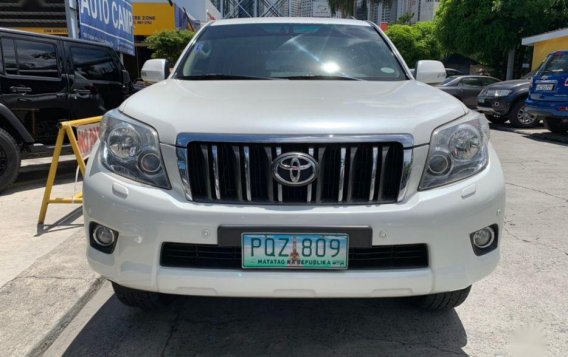 Toyota Land Cruiser 2011 Automatic Gasoline for sale in Pasig-3