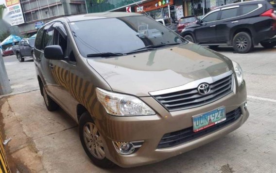 Selling Toyota Innova 2013 Automatic Diesel in Baguio-1