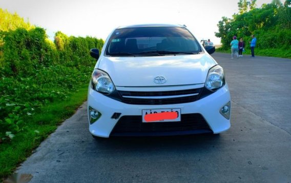 2nd Hand Toyota Wigo 2014 for sale in Legazpi-2