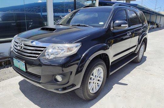 Black Toyota Fortuner 2014 at 38000 km for sale-1