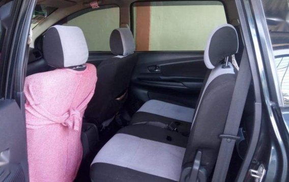 Selling Toyota Avanza 2014 Automatic Gasoline in Quezon City