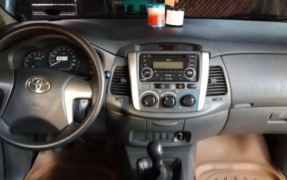 Toyota Innova 2013 Manual Diesel for sale in Quezon City