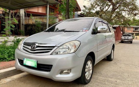 Toyota Innova 2012 Automatic Gasoline for sale in Quezon City-2