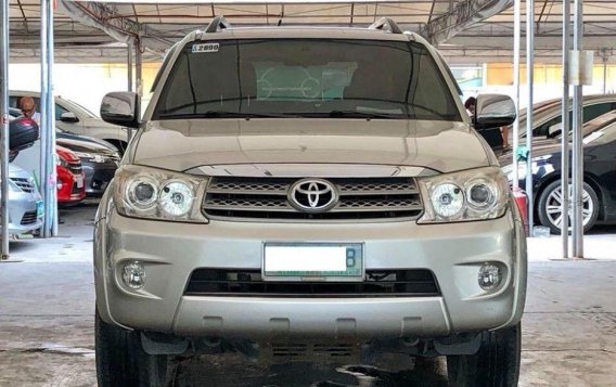 2010 Toyota Fortuner for sale in Makati-1