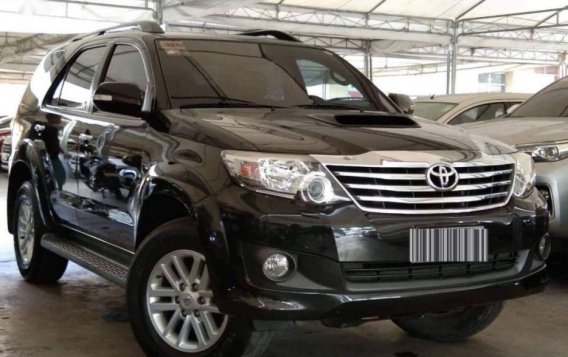 Selling 2nd Hand Toyota Fortuner 2014 in Makati -1