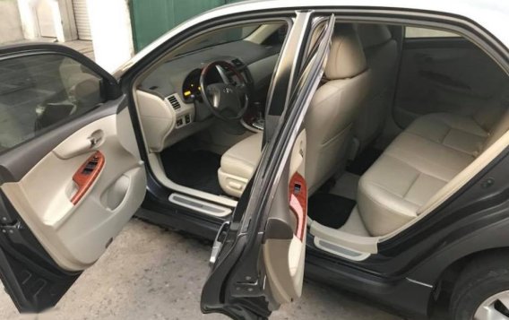 Selling 2nd Hand Toyota Altis 2009 in Makati-1