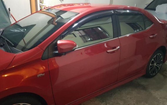 Selling 2nd Hand Toyota Corolla Altis 2015 in Manila-5