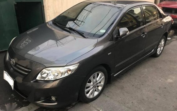 Selling 2nd Hand Toyota Altis 2009 in Makati-2