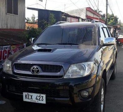 Selling Toyota Hilux 2010 Automatic Diesel in Malaybalay-4