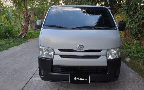 2nd Hand Toyota Hiace 2015 at 60000 km for sale