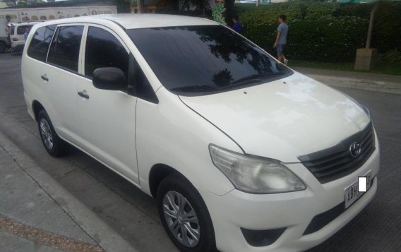 Toyota Innova 2015 at 90000 km for sale in Manila-3