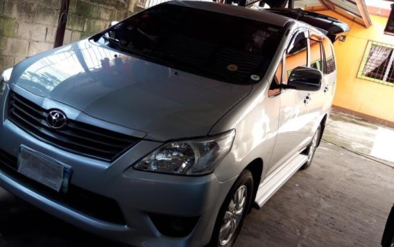 Toyota Innova 2013 Manual Diesel for sale in Quezon City-2