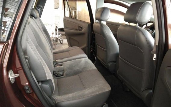 2nd Hand Toyota Innova 2014 for sale in Makati-2