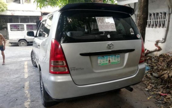 2006 Toyota Innova for sale in Quezon City-1