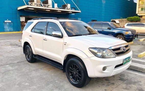 Selling 2nd Hand Toyota Fortuner 2006 in Las Piñas