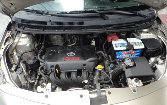 Selling Toyota Vios 2011 Manual Gasoline in Quezon City-2