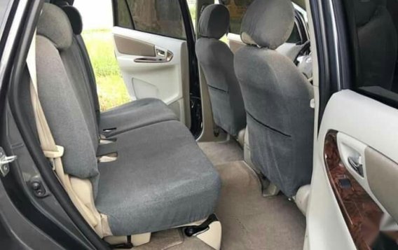 Selling Toyota Innova 2015 Manual Diesel in Imus-3