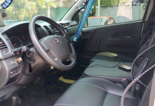 Used Toyota Hiace 2017 Manual Diesel for sale in Malabon-3