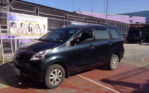 Selling Toyota Avanza 2014 Automatic Gasoline in Quezon City-5